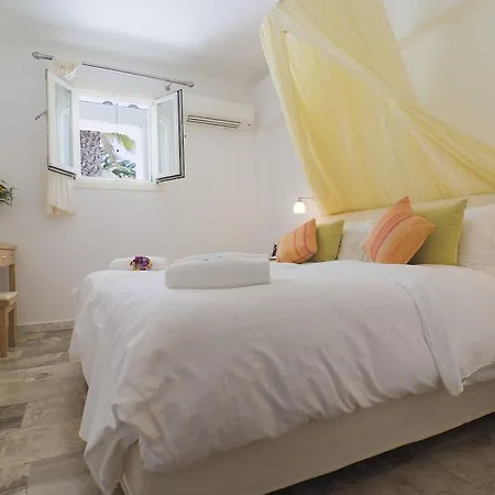Zephyros Apartahotel