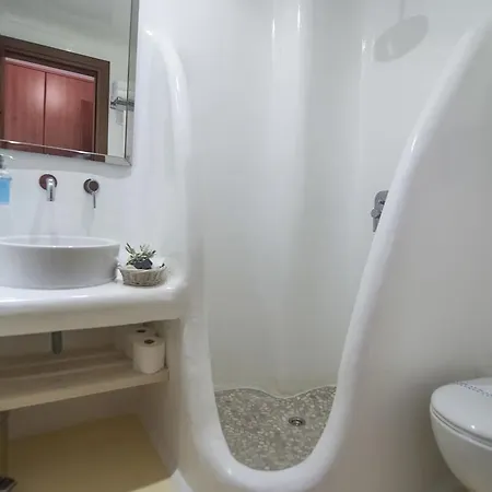 Zephyros Apartahotel Paraga (Mykonos)