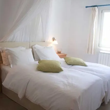 Aparthotel Zephyros Strand Paraga