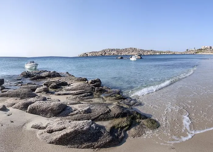 Zephyros Aparthotel 3*