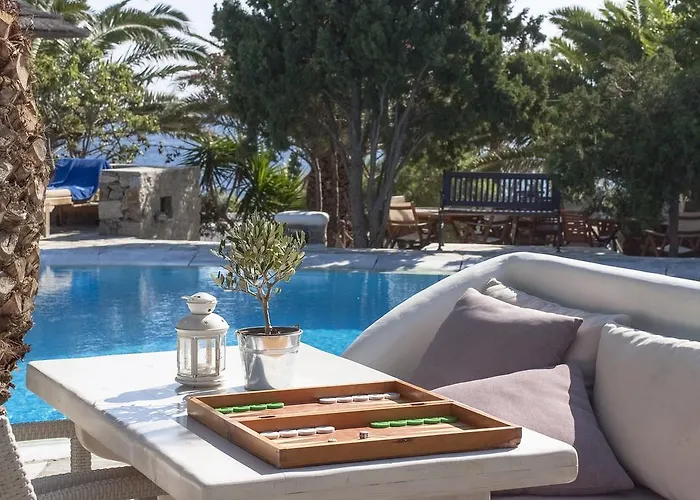 Zephyros Aparthotel 3*